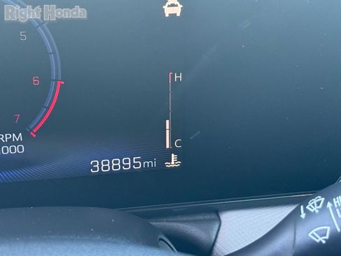 Used 2024 Chevrolet TrailBlazer LT w/ Convenience Package image 19