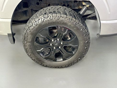 Used 2022 Ford F150 XL w/ STX Black Appearance Package AWD/4WD image 28
