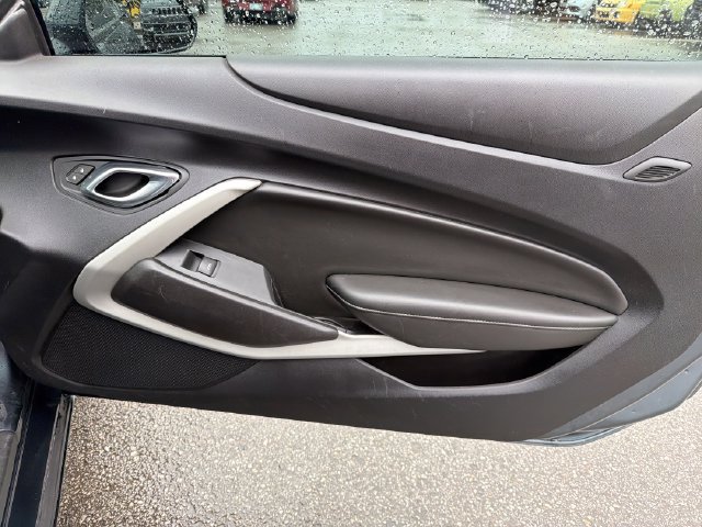 Used 2021 Chevrolet Camaro LT RWD image 22