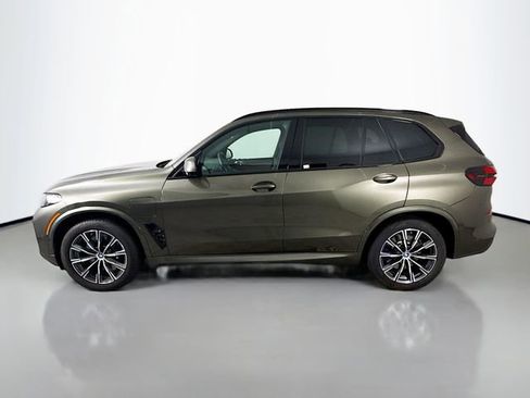 Used 2024 BMW X5 xDrive50e w/ M Sport Package AWD/4WD image 4