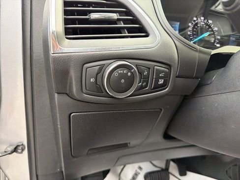 Used 2024 Ford Edge Titanium AWD/4WD image 22
