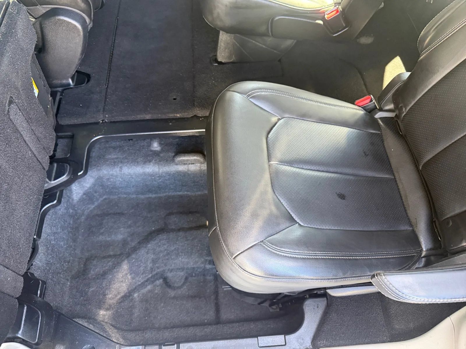 Used 2020 Chrysler Voyager Lxi FWD image 21