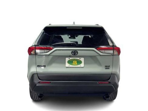 Used 2021 Toyota RAV4 XLE Premium AWD/4WD image 3