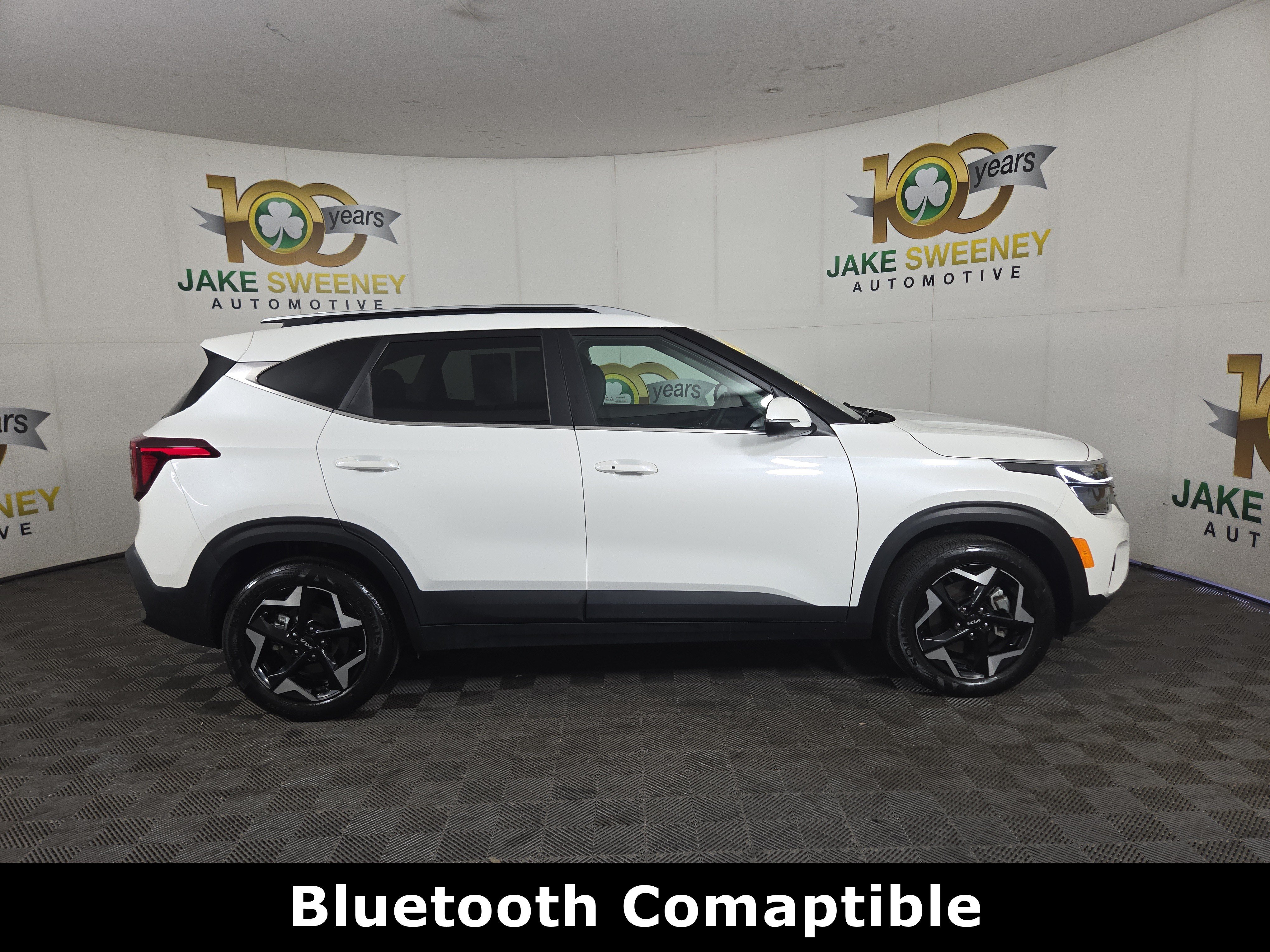 Used 2024 Kia Seltos EX AWD/4WD image 9