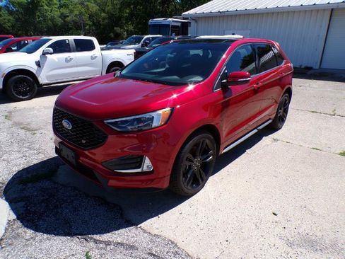 Used 2020 Ford Edge ST w/ Equipment Group 401A AWD/4WD image 2