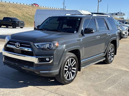Used 2024 Toyota 4Runner Limited image 10