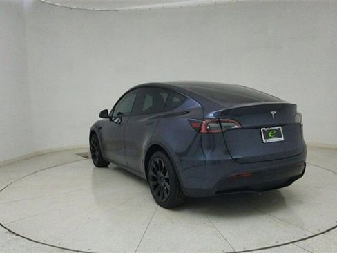 Used 2025 Tesla Model Y Long Range image 66