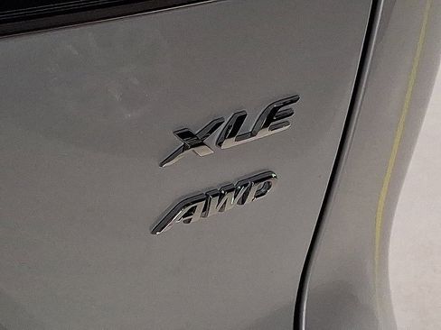 New 2026 Toyota Corolla Cross XLE image 18