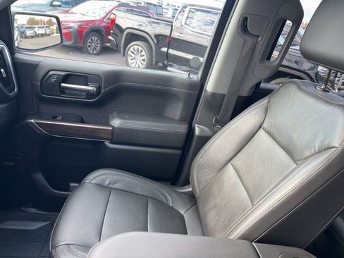 Used 2020 Chevrolet Silverado 1500 LT Trail Boss image 10