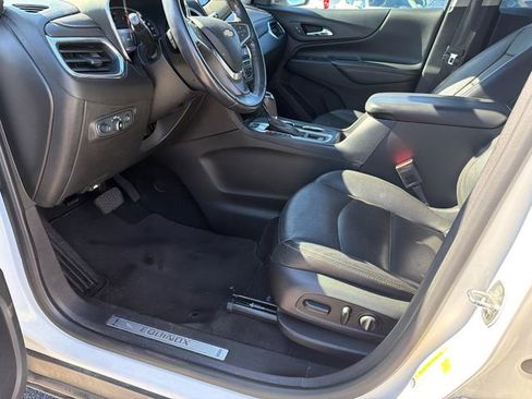 Used 2019 Chevrolet Equinox Premier image 9