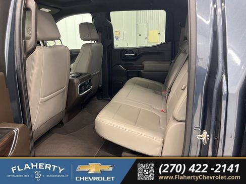 Used 2021 GMC Sierra 1500 SLT w/ SLT Premium Package image 11