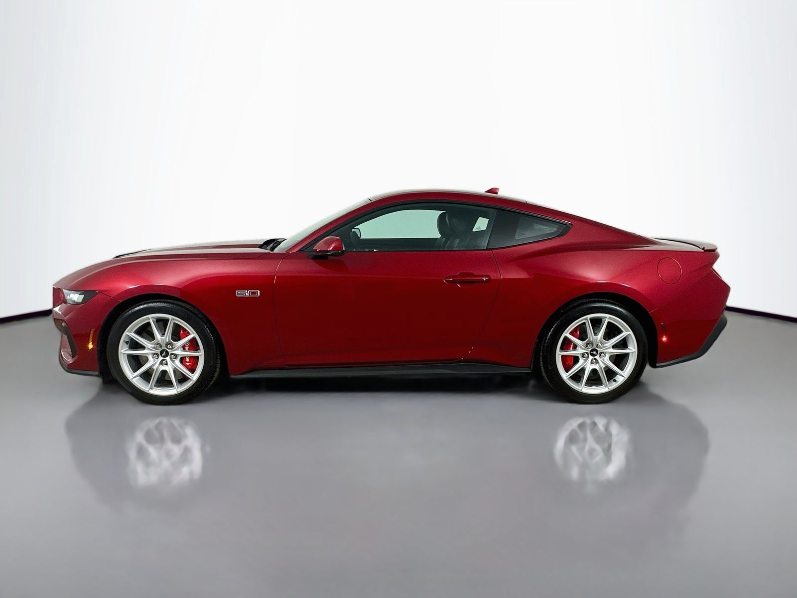 Used 2024 Ford Mustang GT Premium RWD image 8