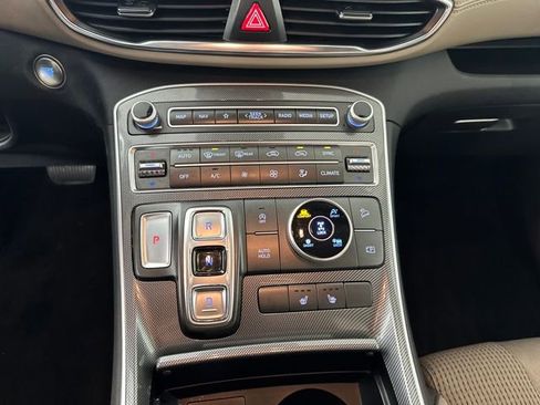 Used 2023 Hyundai Santa Fe SEL image 24