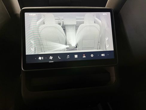 Used 2025 Tesla Model 3 Long Range AWD/4WD image 28