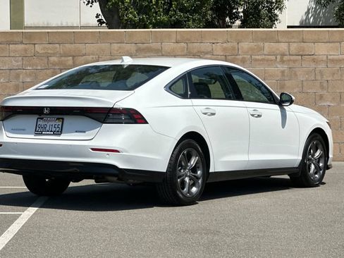 Used 2023 Honda Accord EX-L image 4