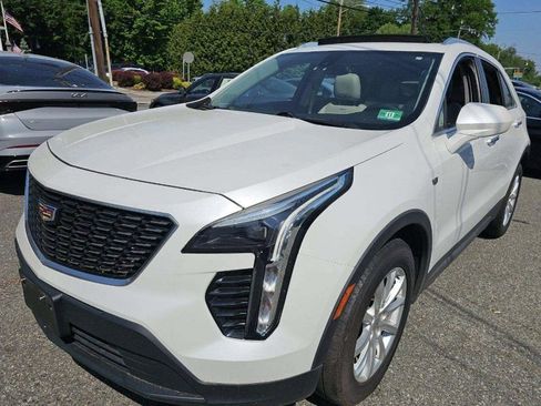 Used 2019 Cadillac XT4 Luxury w/ Cold Weather Package AWD/4WD image 1