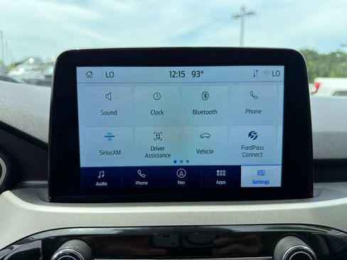 Used 2022 Ford Escape SE w/ SE Sport Appearance Package AWD/4WD image 26