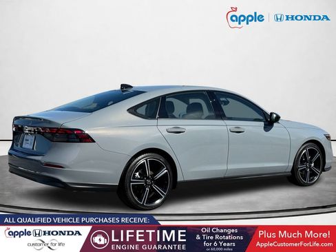 Used 2026 Honda Accord SE image 3