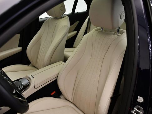 Used 2023 Mercedes-Benz E 450 4MATIC Sedan image 43