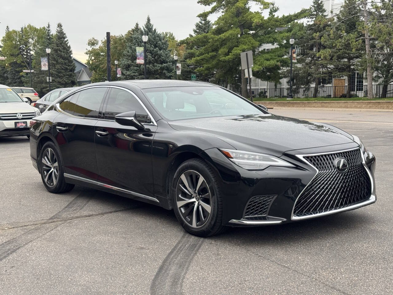Used 2021 Lexus LS 500 AWD w/ Accessory Package (Z1) image 1