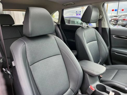 Used 2024 Kia Seltos EX AWD/4WD image 15