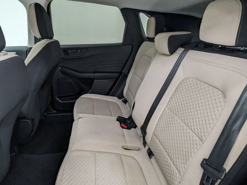 Certified 2022 Ford Escape SE AWD/4WD image 34
