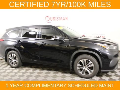 Used 2022 Toyota Highlander XLE AWD/4WD image 14
