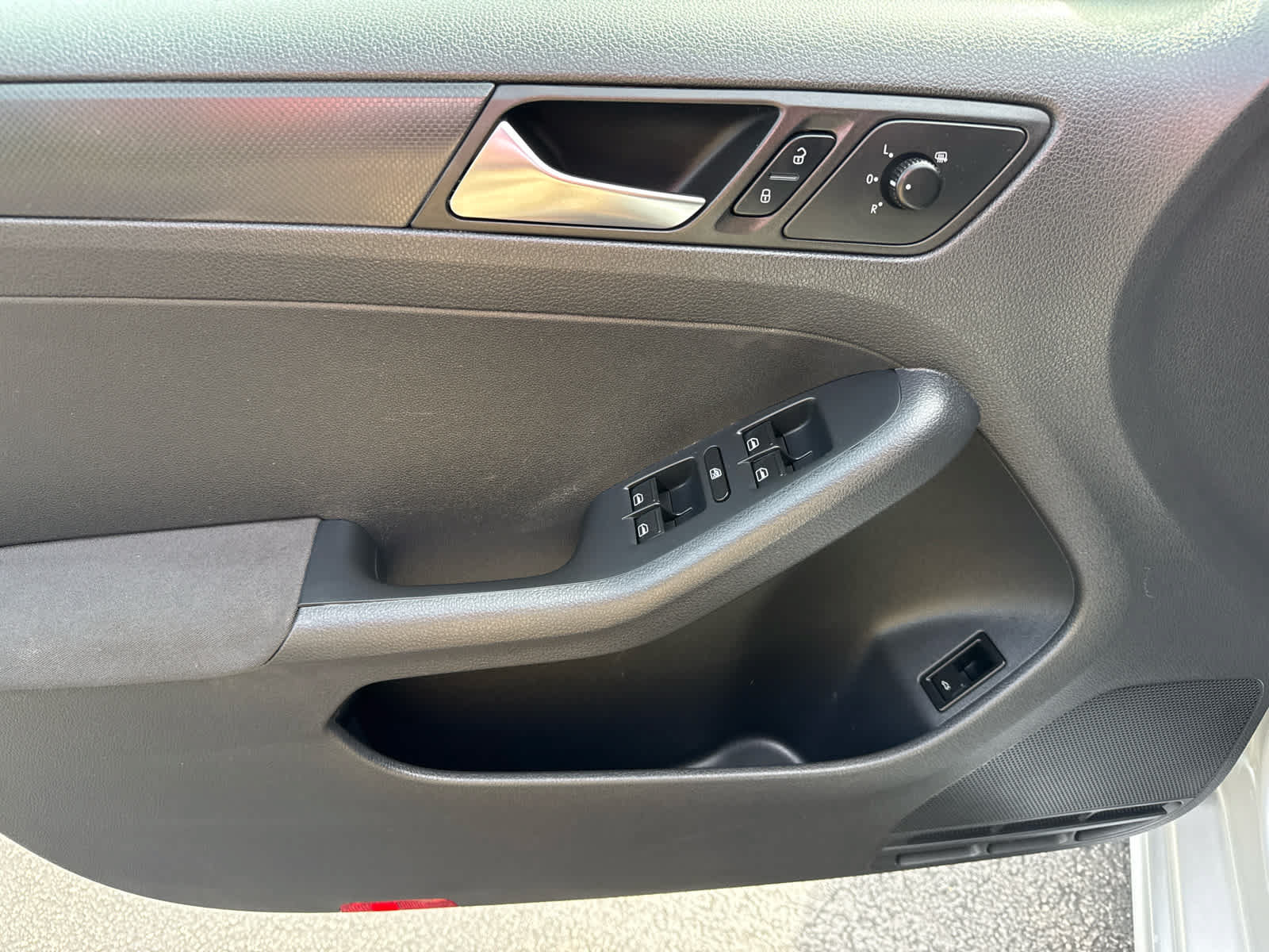 Used 2011 Volkswagen Jetta Sedan FWD image 10