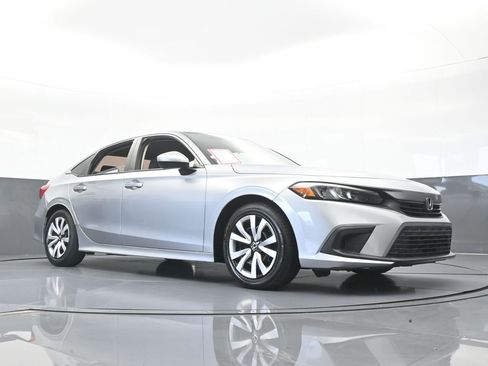 Used 2022 Honda Civic LX image 59