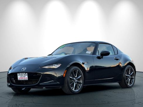 Used 2017 MAZDA MX-5 Miata RF Grand Touring image 8