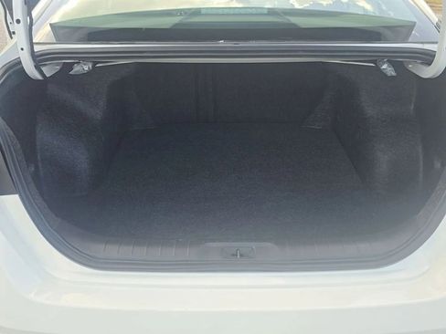 Used 2026 Nissan Altima 2.5 SV FWD image 23