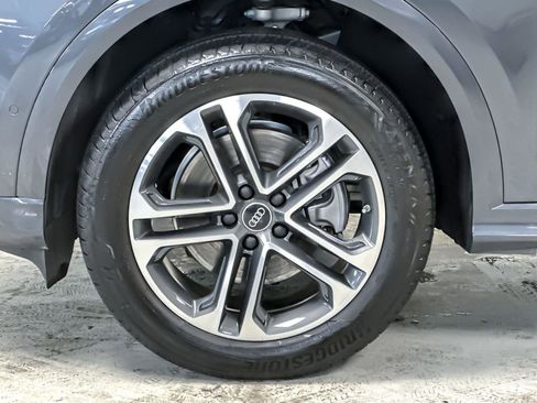 Used 2025 Audi Q5 Premium Plus w/ Premium Plus image 26