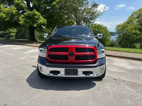 Used 2016 RAM 1500 Laramie w/ Convenience Group AWD/4WD image 2