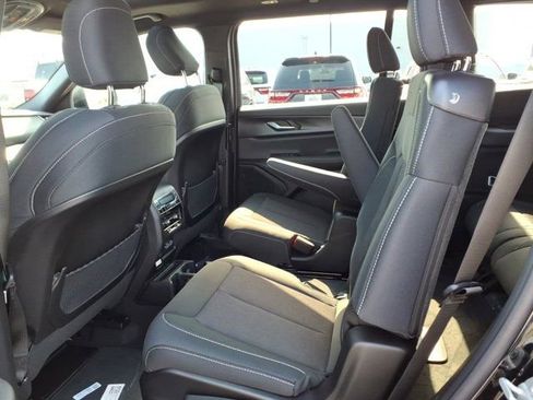 New 2026 Jeep Grand Cherokee L Laredo AWD/4WD image 17