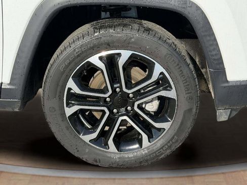 Used 2022 Jeep Compass Limited image 26