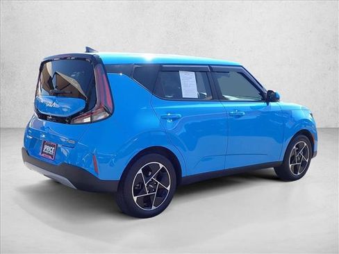 Used 2024 Kia Soul EX FWD image 4