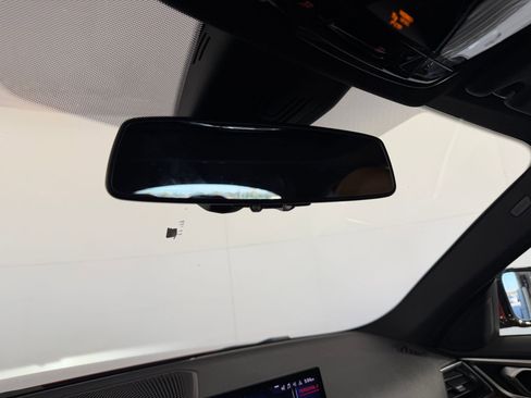 Used 2023 BMW i4 eDrive40 image 19