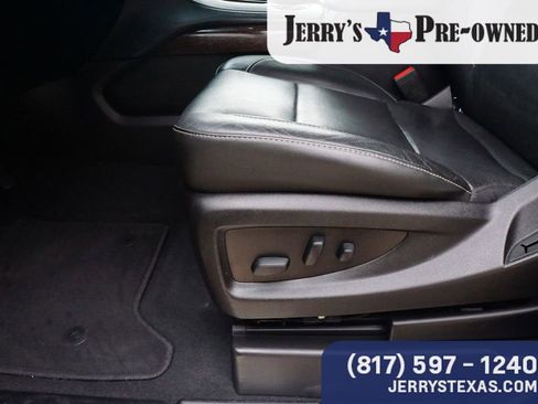 Used 2019 GMC Yukon XL SLT w/ Open Road Package image 17