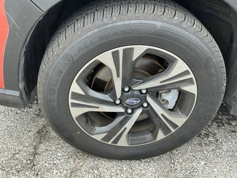 Used 2024 Subaru Crosstrek 2.0i Premium image 14