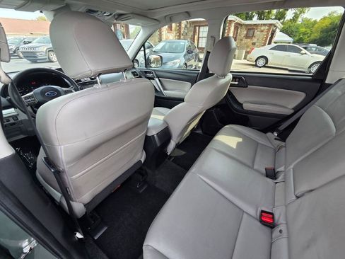 Used 2015 Subaru Forester 2.5i Touring w/ Eyesight & Navigation System AWD/4WD image 14