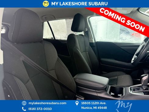Used 2024 Subaru Outback Premium image 12