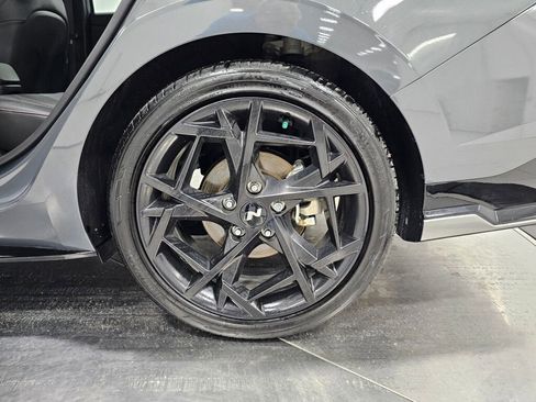 Used 2025 Hyundai Elantra N Line image 11