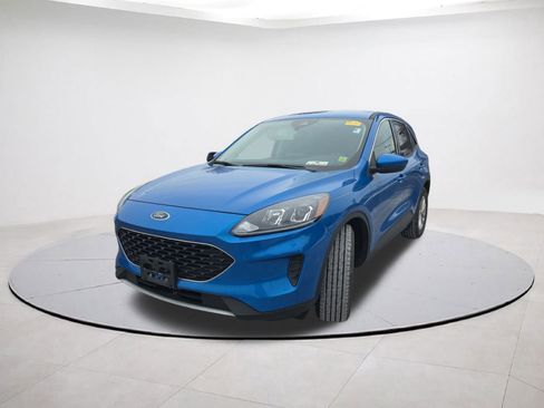 Used 2020 Ford Escape SE image 3