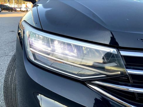 Used 2024 Volkswagen Tiguan SE image 24