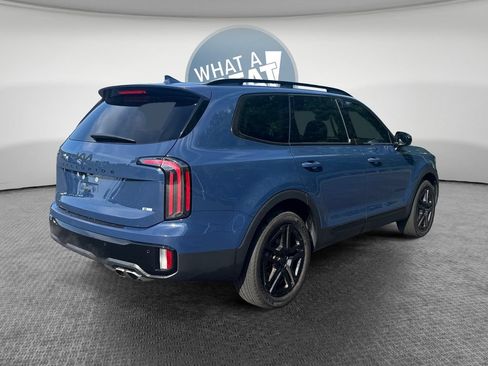 Certified 2025 Kia Telluride SX X-Line AWD/4WD image 3