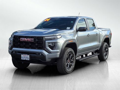 Used 2024 GMC Canyon Elevation w/ Elevation Premium Package image 8