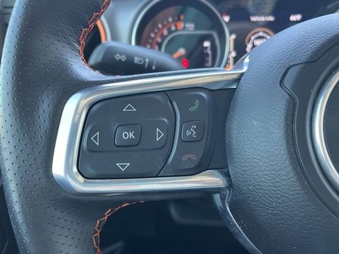 Used 2023 Jeep Gladiator Mojave w/ Cold Weather Group image 27