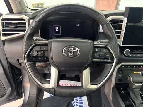 Used 2024 Toyota Tundra Limited AWD/4WD image 30