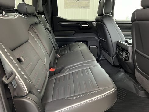 Used 2024 GMC Sierra 1500 AT4X w/ AT4X AEV Edition image 26