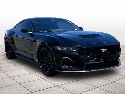 Used 2024 Ford Mustang GT Premium RWD image 2